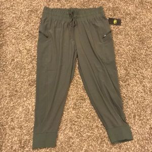 Green lightweight joggers